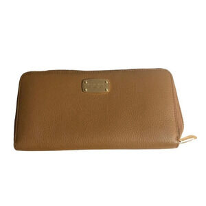 MICHAEL KORS MK British Tan XL Zip Around Continental Travel Clutch Wallet